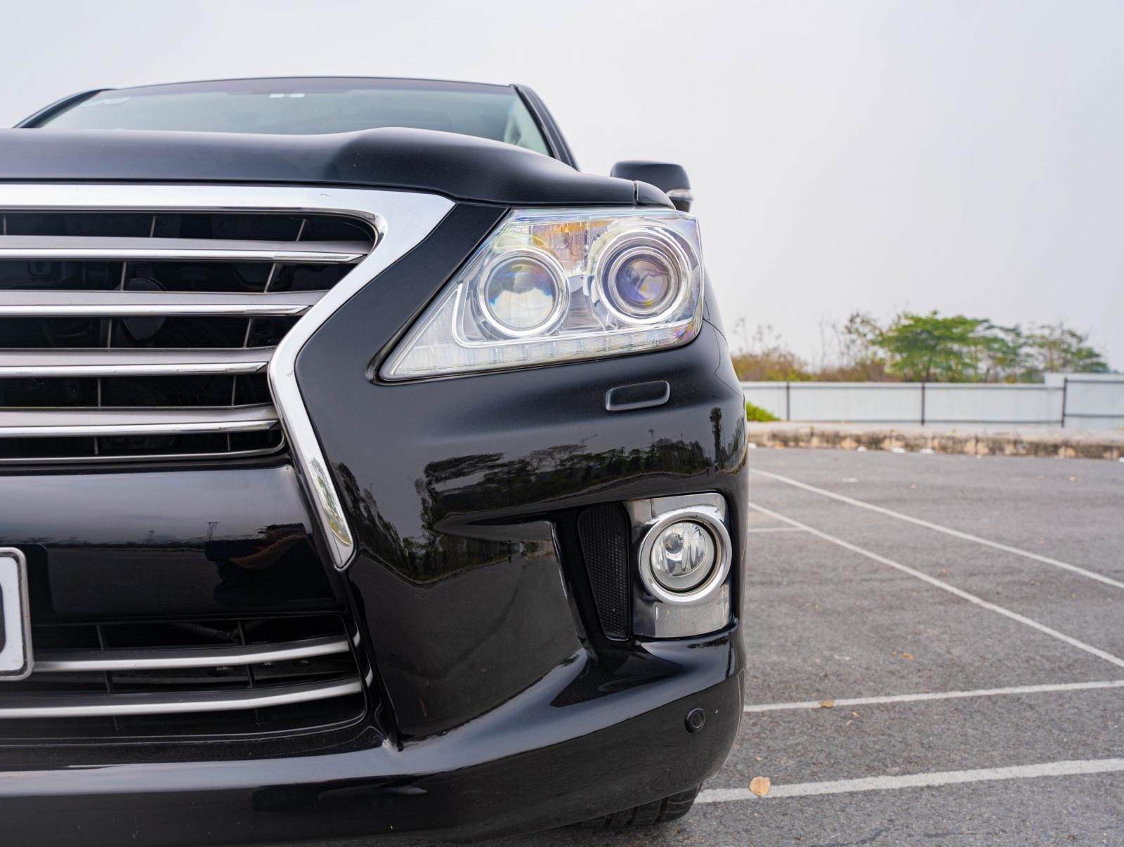 Lexus LX 570 2012 - Bán xe chính chủ giá chỉ 3 tỷ 390tr