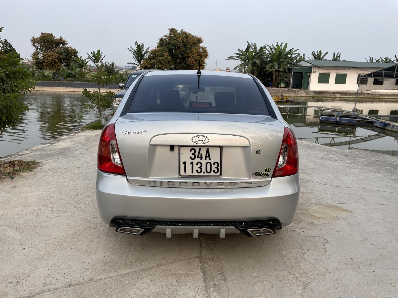 Hyundai Verna 2008 - Xe màu bạc, 145tr