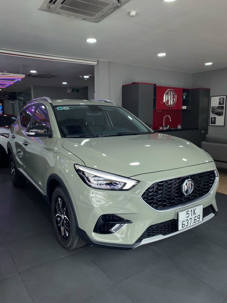 MG 2022 - Xe xám xi măng đầu tiên tại Việt Nam