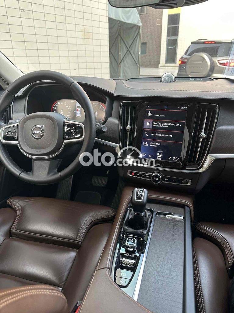 Volvo V90   2018 - VOLVO V90 CROSS COUNTRY