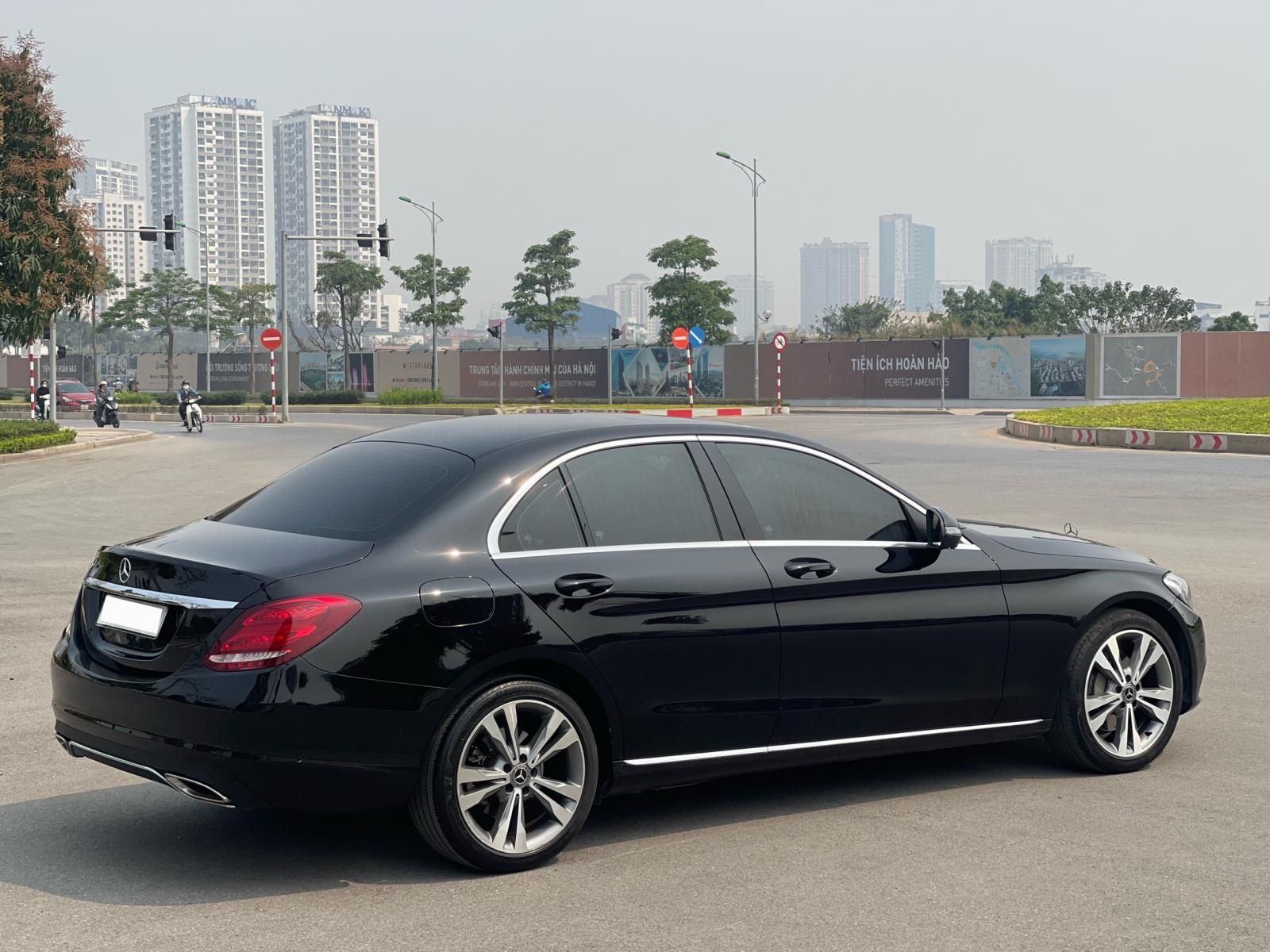 Mercedes-Benz C 250 2018 - Xe nhập khẩu, giá chỉ 1 tỷ 099tr