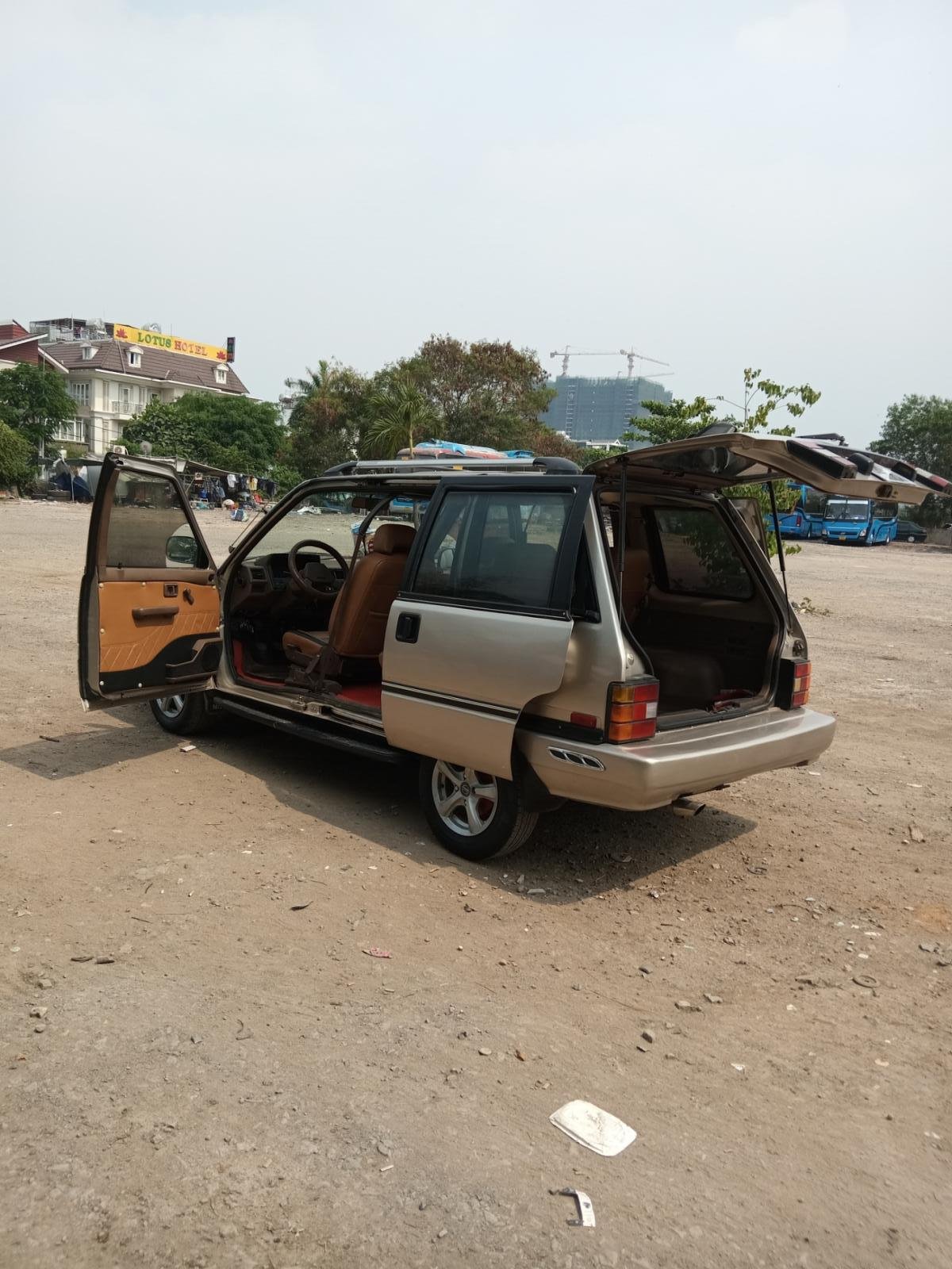 Nissan Stanza 1987 - Hàng sưu tầm