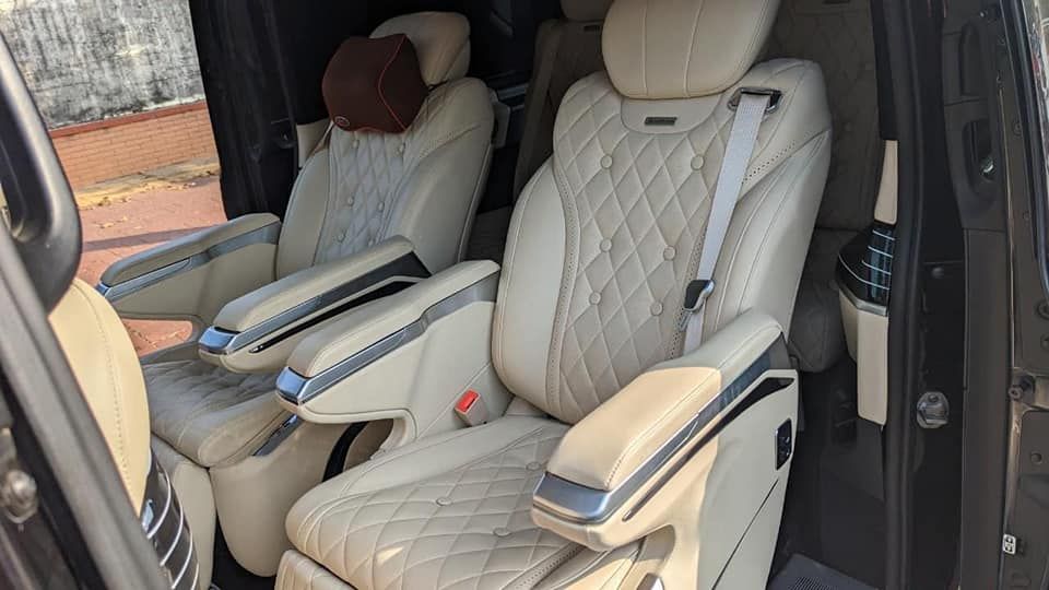 Mercedes-Benz V 220 2017 - Màu đen, nhập khẩu