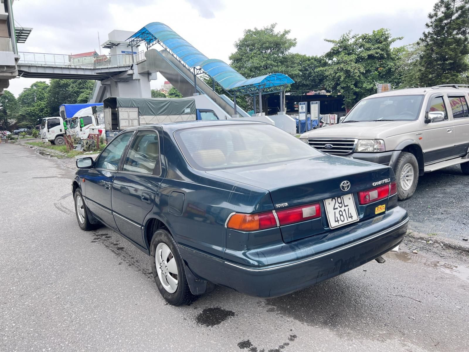 Toyota Camry 1998 - Giá chỉ 165tr