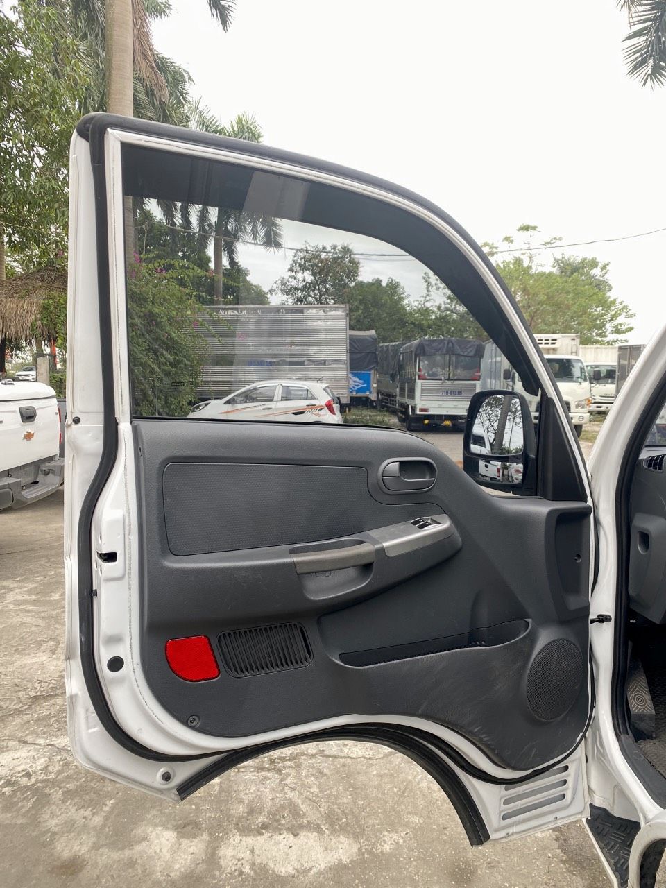 Kia Frontier 2019 - Thùng kín, sàn inox 304, odo 4,5 vạn