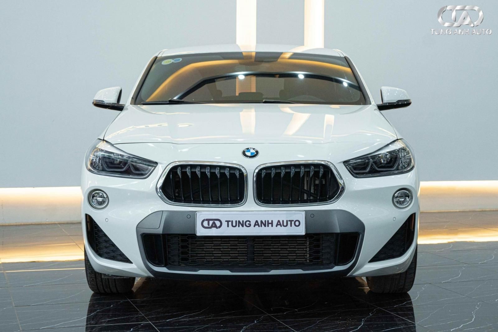 BMW X2 2018 - Xe màu trắng