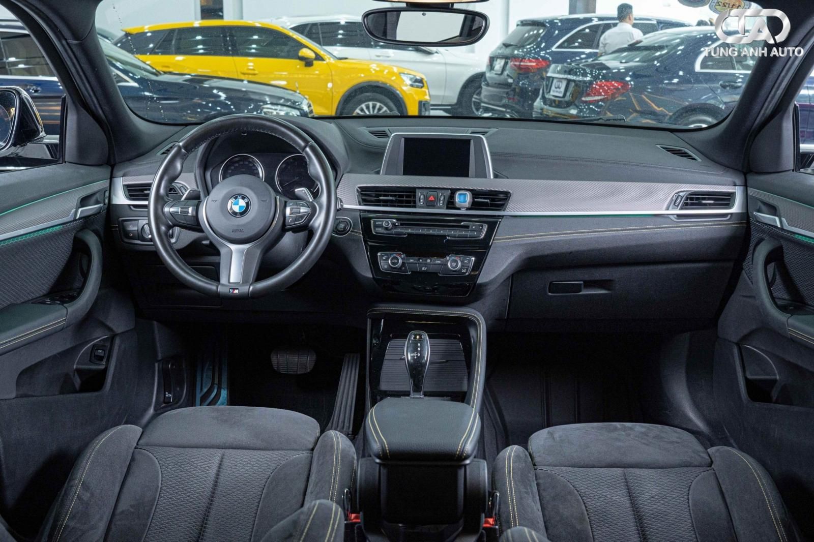 BMW X2 2018 - Xe màu trắng