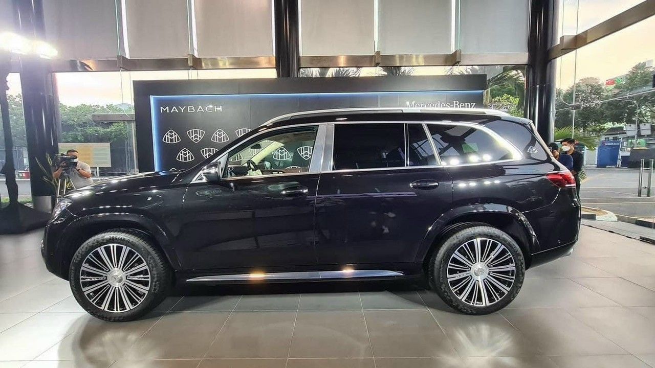 Mercedes-Maybach GLS 480 2022 - Xe màu đen - Xe mới, đủ màu, giá tốt nhất toàn quốc, giảm tiền mặt lên đến hơn 100tr