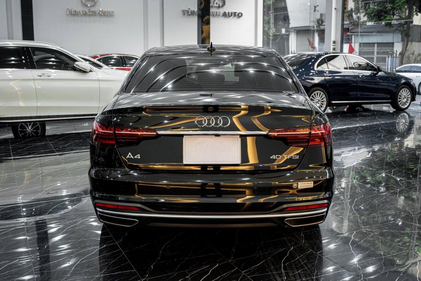 Audi A4 2019 - Xe màu đen