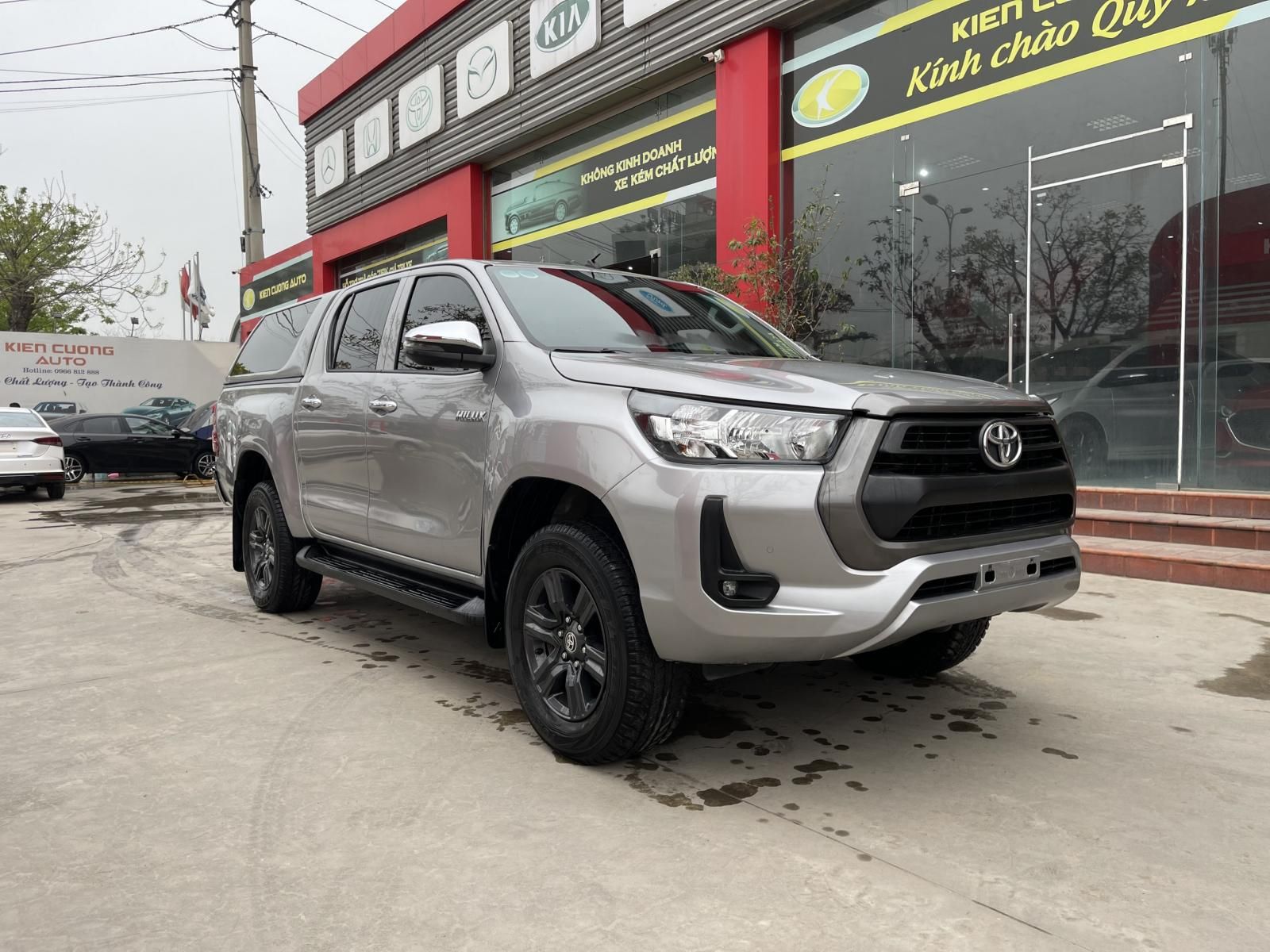 Toyota Hilux 2020 - Xe đẹp, giá tốt, hỗ trợ trả góp 70%