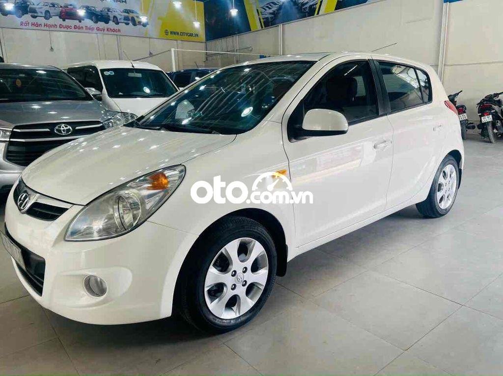 Hyundai i20   Số tự động - Biển Sài Gòn 2012 - Hyundai i20 Số tự động - Biển Sài Gòn