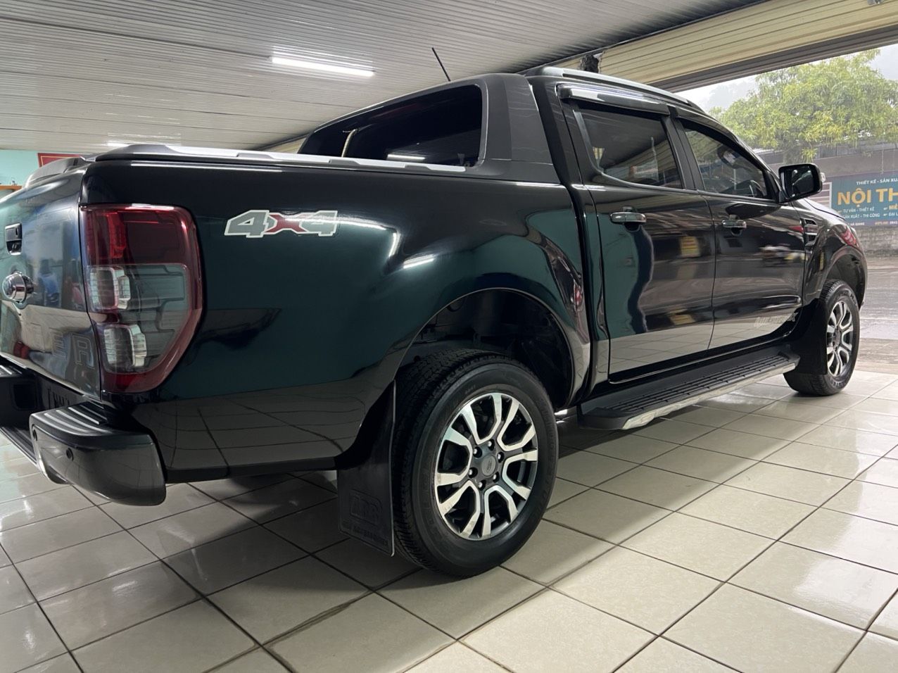 Ford Ranger 2019 - Màu đen, nhập khẩu nguyên chiếc