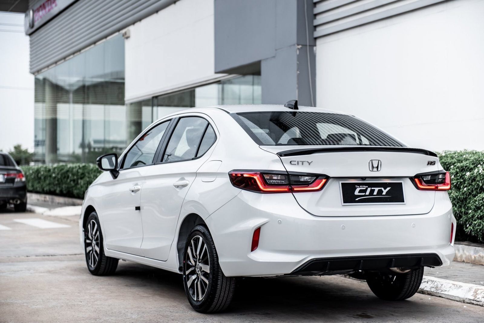 Honda City 2023 - Giảm 100% lệ phí trước bạ. Tặng gói phụ kiện cao cấp