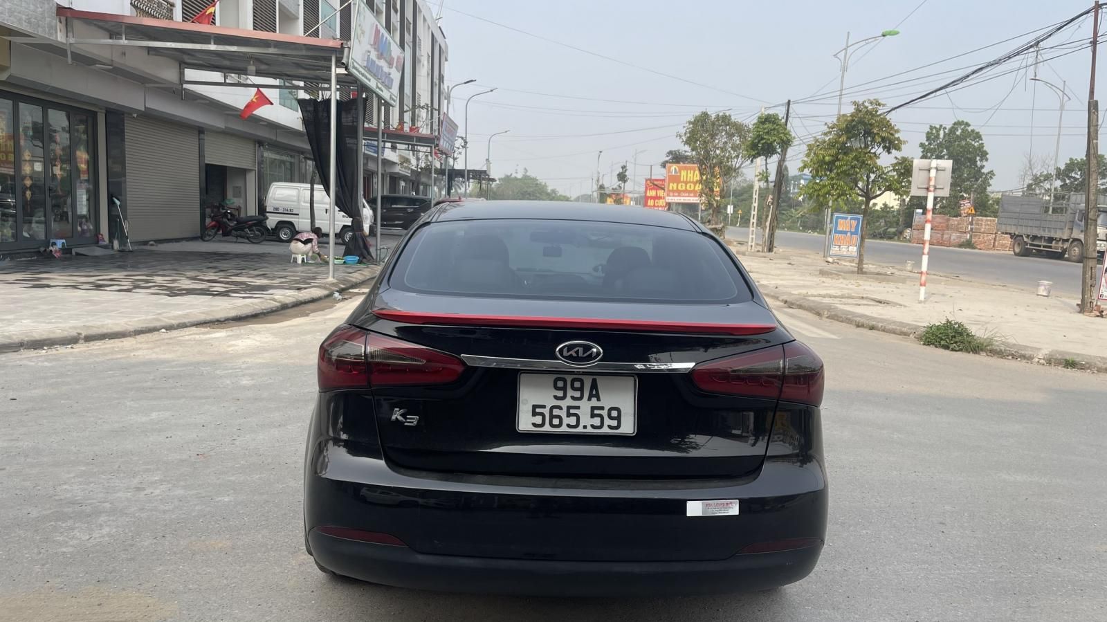 Kia K3 2016 - Giá 369 triệu