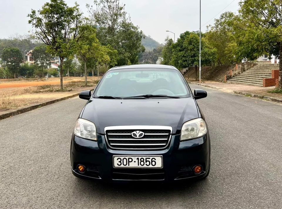 Daewoo Gentra 2009 - Xe màu đen