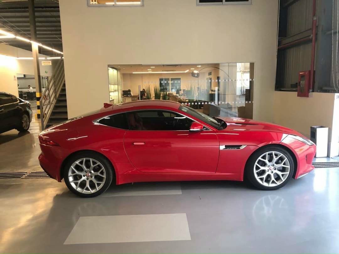 Jaguar F Type 2015 - Mới đi 1v km