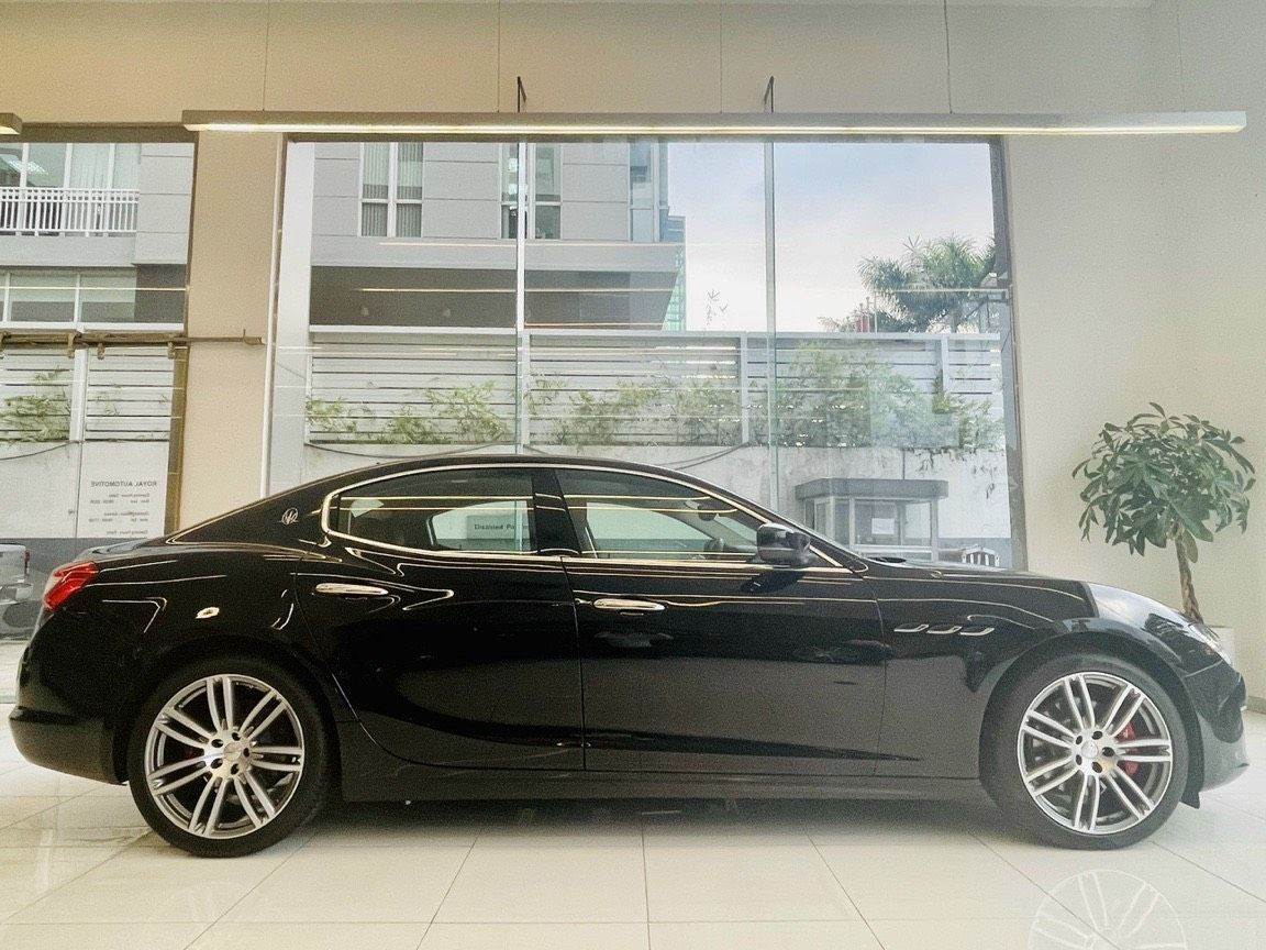 Maserati Ghibli 2020 - Xe mới 100 màu đen, màu trắng, xám bạc nội thất da bò hỗ trợ vay 65%