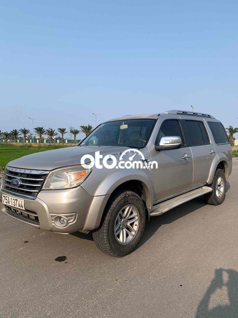 Ford Everest cần bán pho Everet số sàn 2009.số sàn May điện. 2009 - cần bán pho Everet số sàn 2009.số sàn May điện.