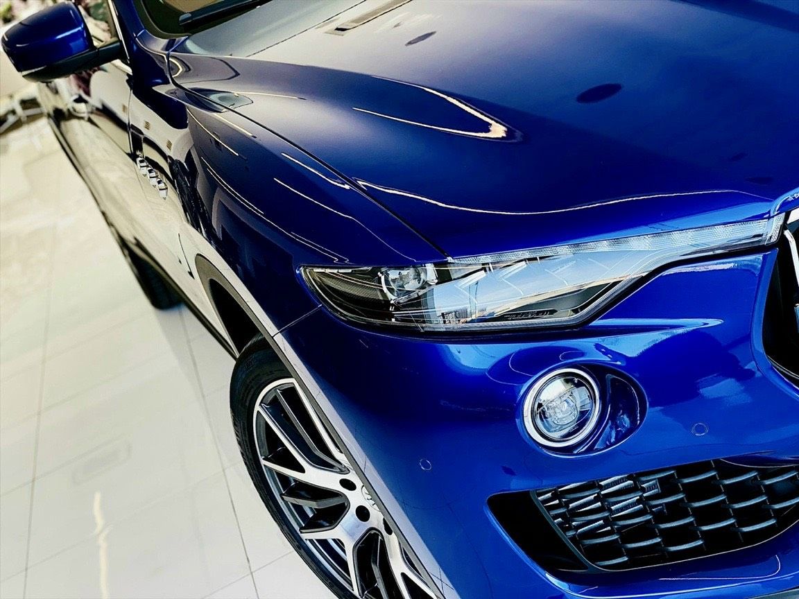 Maserati 2019 - Giá xe mới 100%, màu xanh nội thất da vàng, hỗ trợ vay 65%