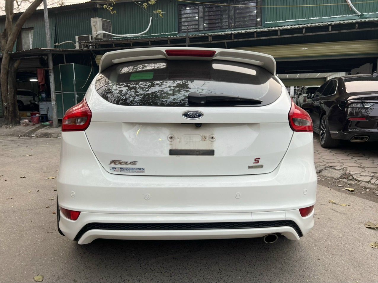 Ford Focus 2019 - Màu trắng, xe nhập