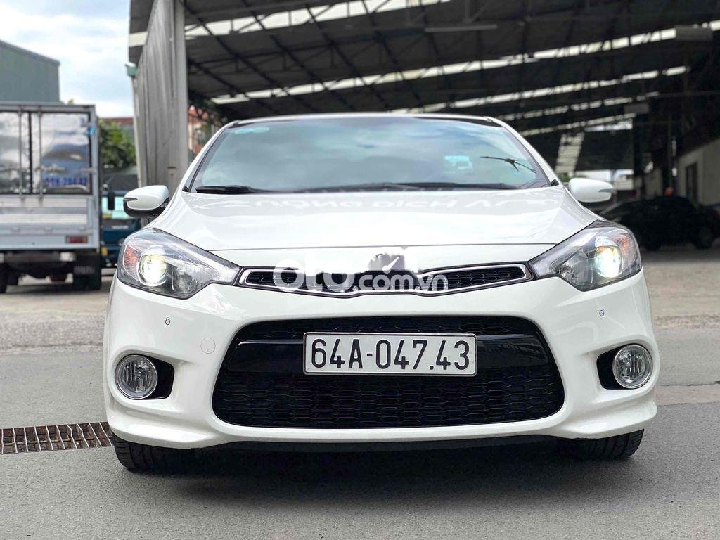 Kia Cerato Koup Xe thể thao 2 cửa  màu trắng mới cứng 2014 - Xe thể thao 2 cửa Cerato Koup màu trắng mới cứng