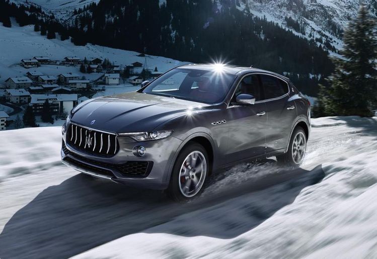 Maserati 2019 - Xe mới 100% màu xám bạc, màu bạc nội thất da bò hỗ trợ vay 65%