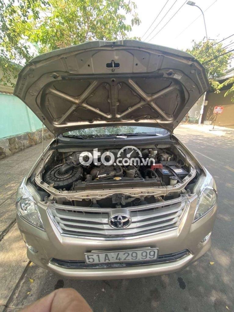 Toyota Innova  2012 tự động 2012 - Innova 2012 tự động