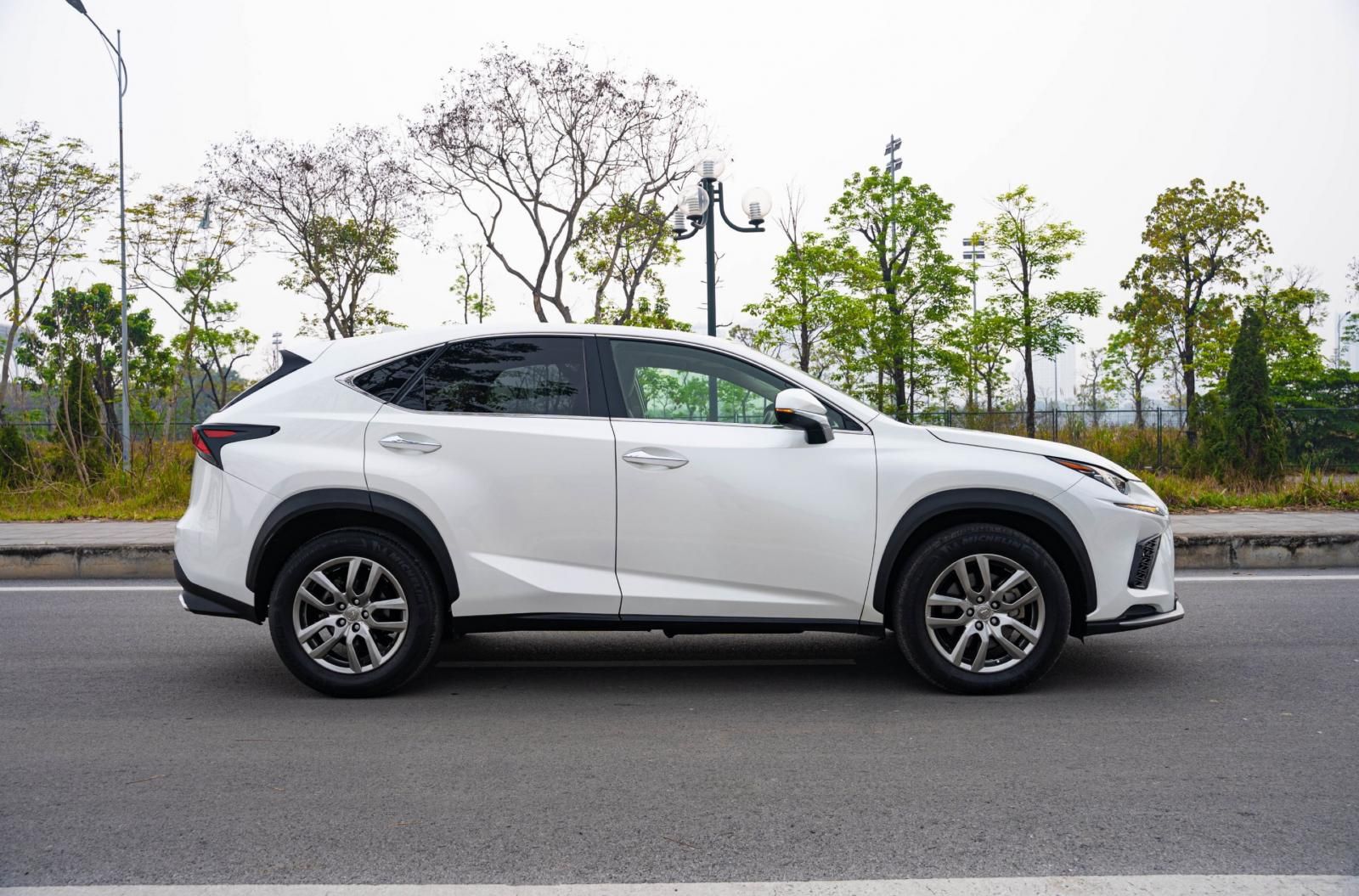 Lexus NX 200T 2016 - Biển Sài Gòn