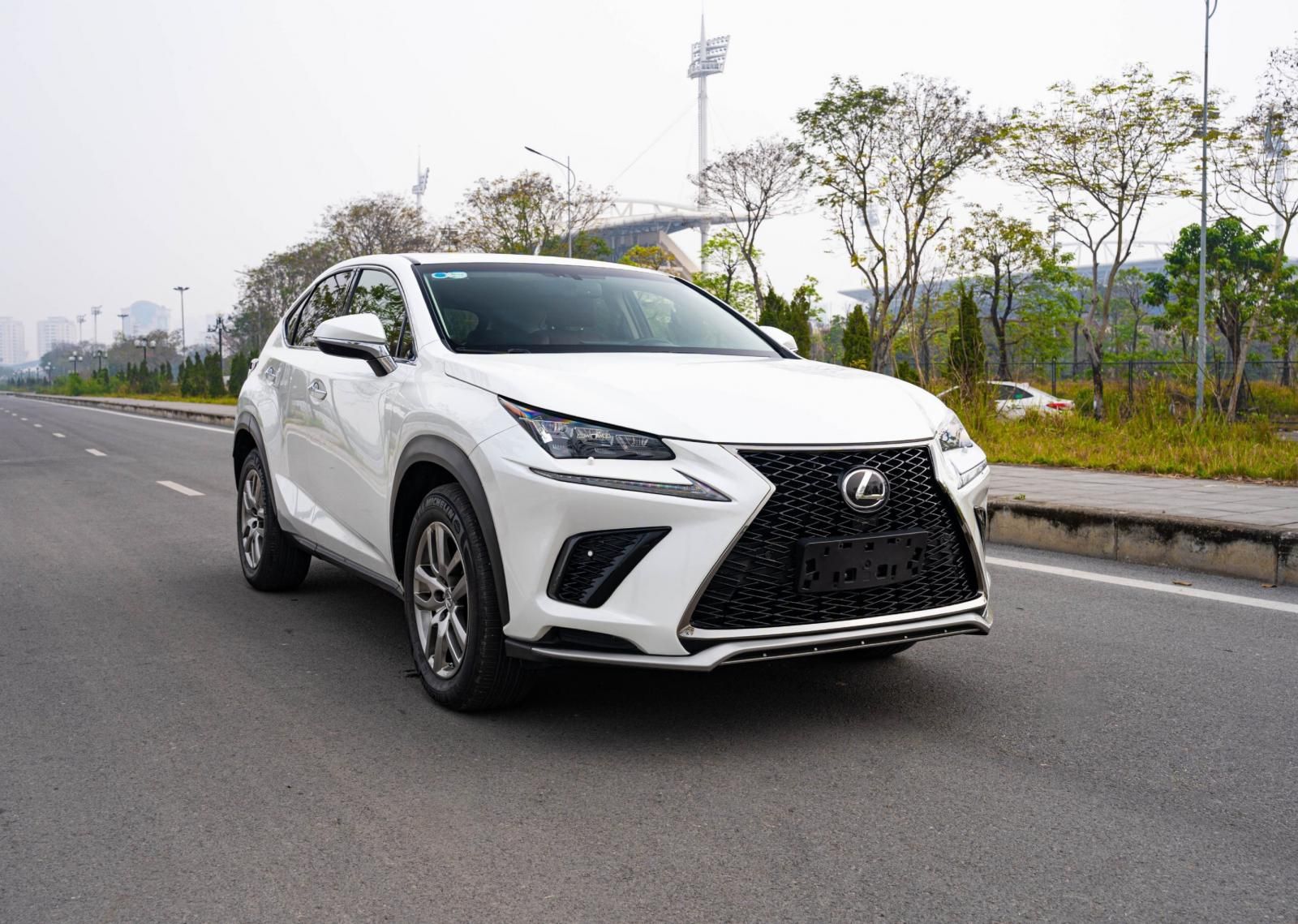 Lexus NX 200T 2016 - Biển Sài Gòn