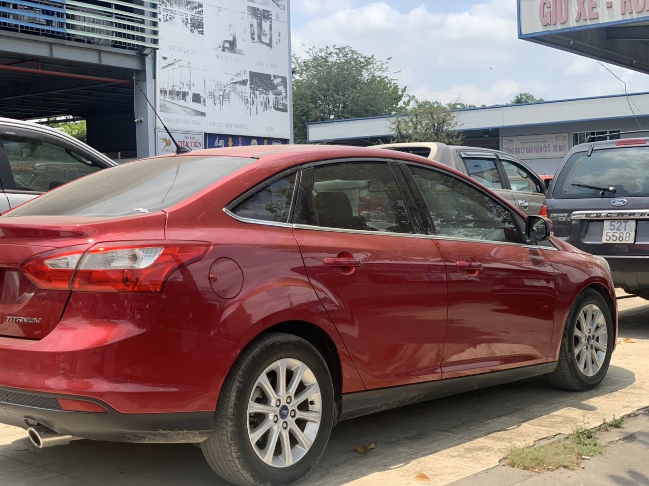 Ford Focus 2014 - Xe chính hãng bán và bảo hành