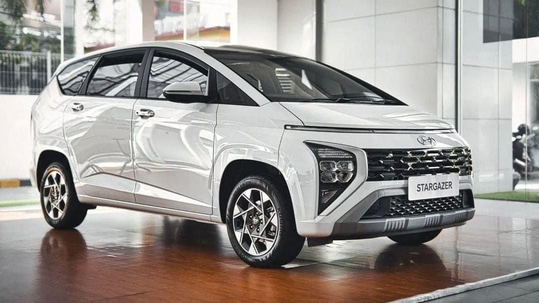 Hyundai Stargazer 2022 - Xe sẵn giao ngay