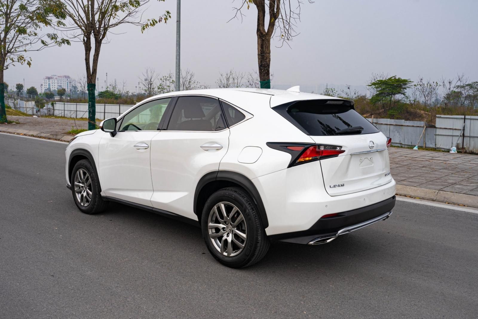 Lexus NX 200T 2016 - Biển Sài Gòn