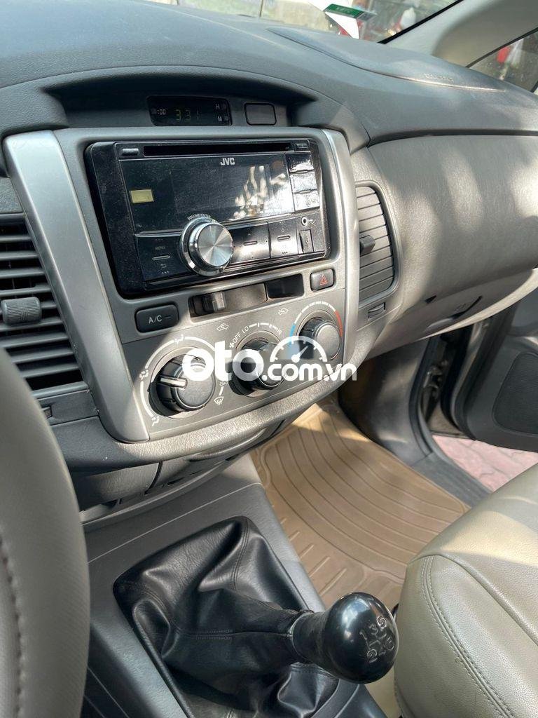 Toyota Innova   2013 2013 - Toyota Innova 2013