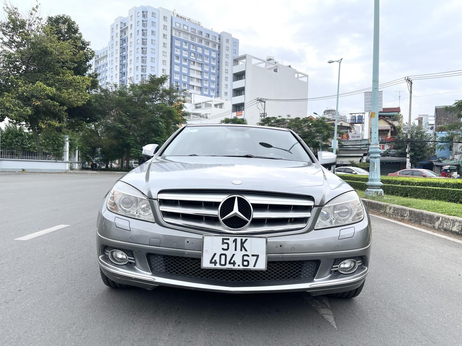 Mercedes-Benz C 230 2010 - Nhập khẩu, màu xám, bản full cao cấp nhất đủ đồ chơi nội thất đẹp, nệm da cao cấp