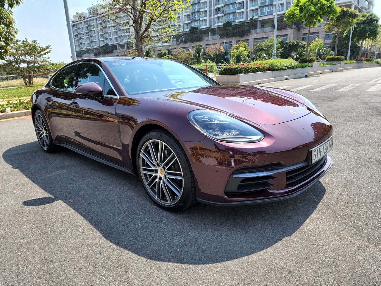 Porsche Panamera 2019 - Xe nhà trùm mền, full option không thiếu gì. Xe mới 99% còn bảo hành tại hãng - Xe mua mới gần 7 tỷ