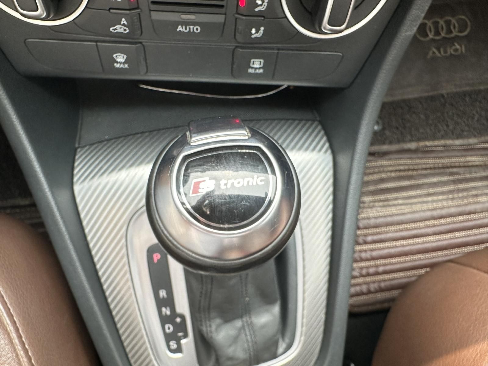 Audi Q3 2015 - Bán xe đăng ký 2015, nhập khẩu, giá 799tr