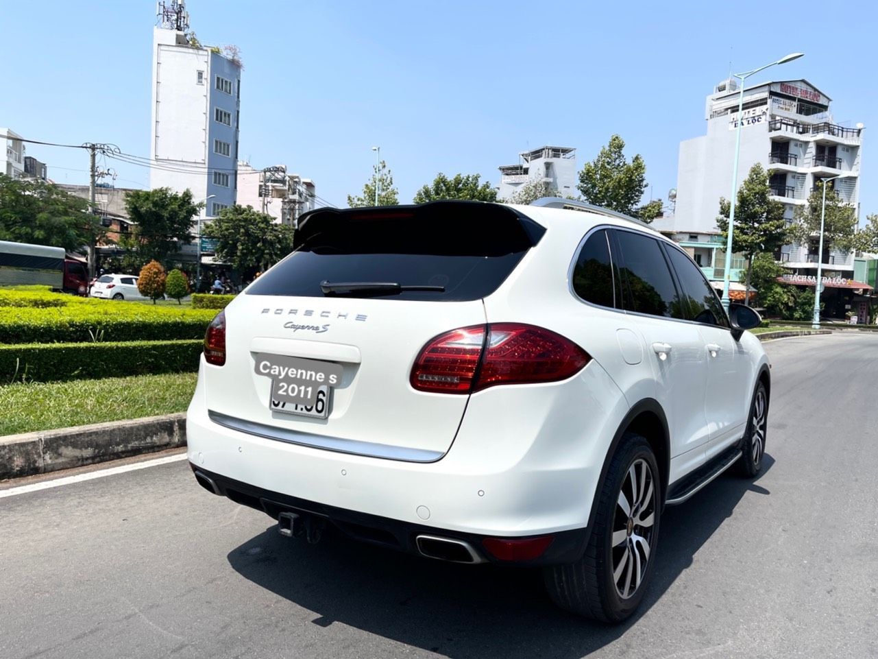 Porsche Cayenne 2011 - Xe 1 tỷ 190 triệu