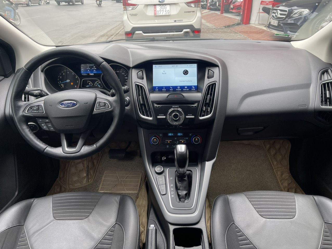 Ford Focus 2019 - Xe phóng tít mù - Chạy thành phố là ngon