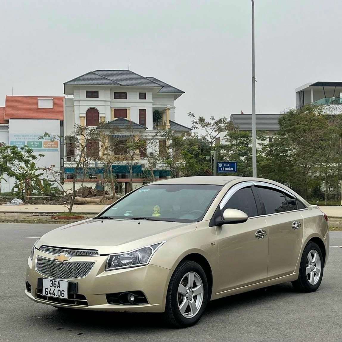 Chevrolet Cruze 2010 - Máy 1.8 bản VN, số tự động