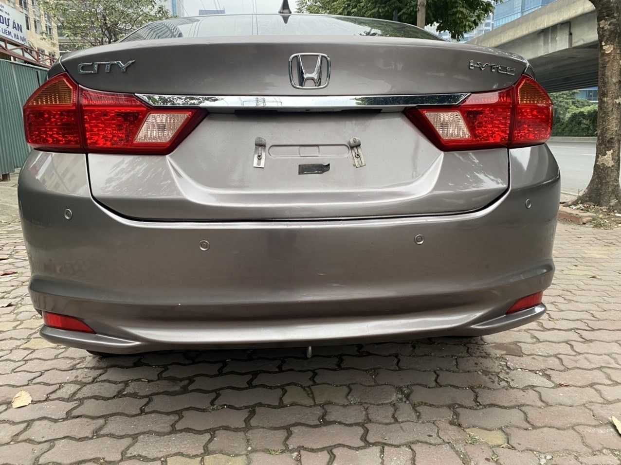 Honda City 2017 - Xe 1 chủ thật mới, số sàn, biển phố không mất 20 triệu, xe gia đình đi ít giữ gìn