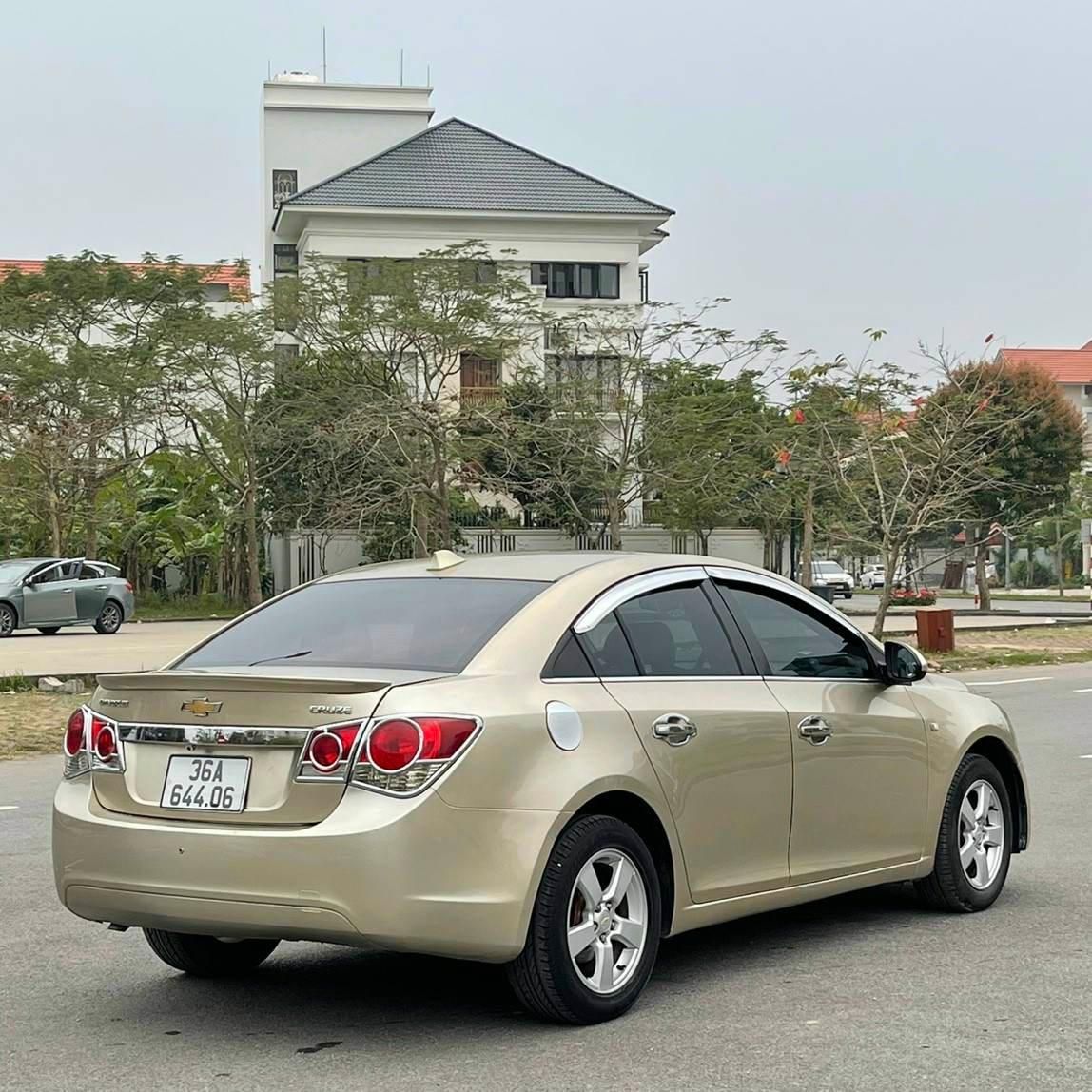 Chevrolet Cruze 2010 - Máy 1.8 bản VN, số tự động