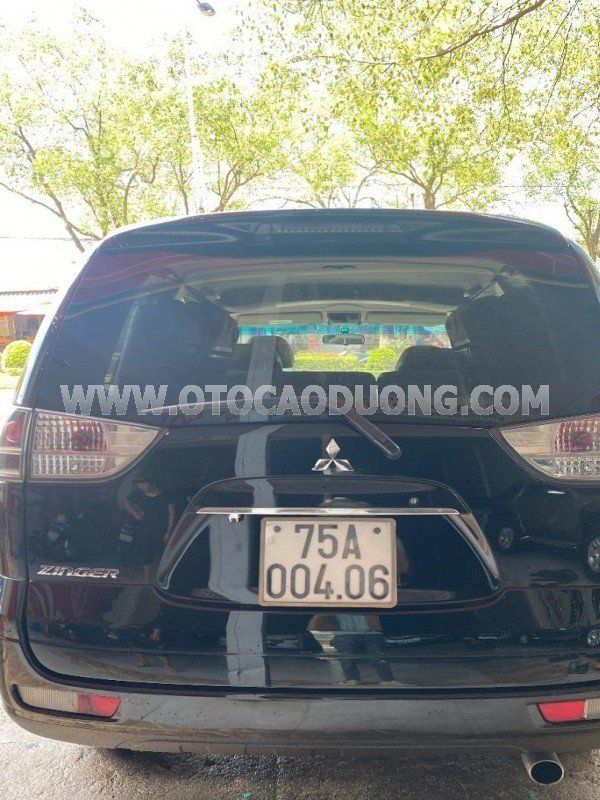 Mitsubishi Zinger 2010 - Xe đẹp xuất sắc, không lỗi nhỏ