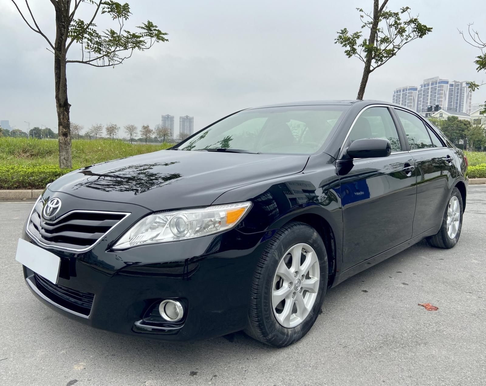 Toyota Camry 2010 - Màu đen, nhập khẩu, giá chỉ 639 triệu