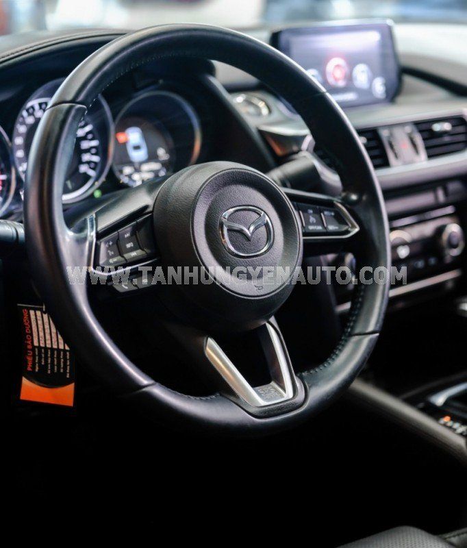 Mazda 6 2018 - Màu đỏ