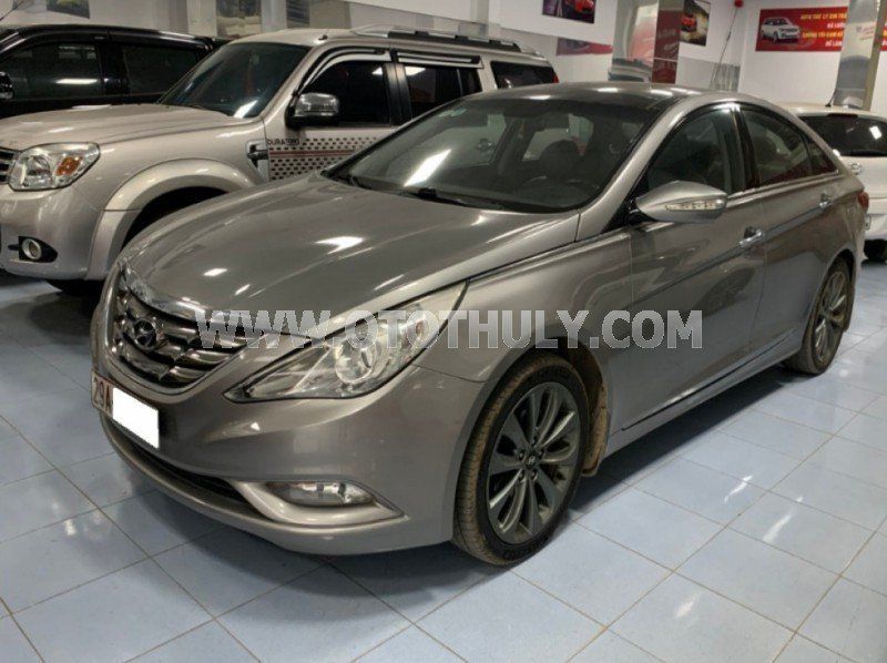 Hyundai Sonata 2010 - Tên tư nhân chạy 9 vạn km