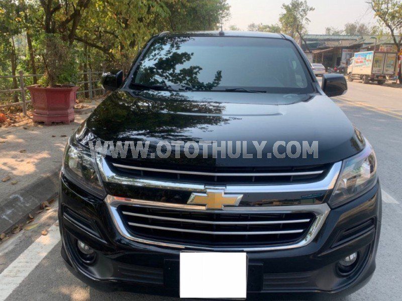 Chevrolet Colorado 2018 - Màu đen, xe nhập