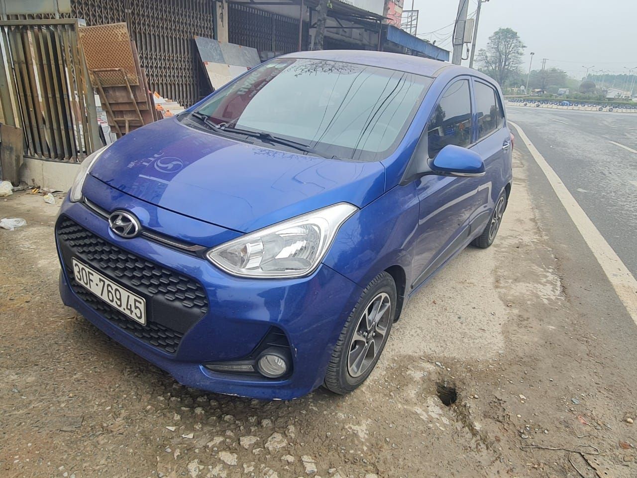 Hyundai i10 2019 - Hyundai 2019 số tự động