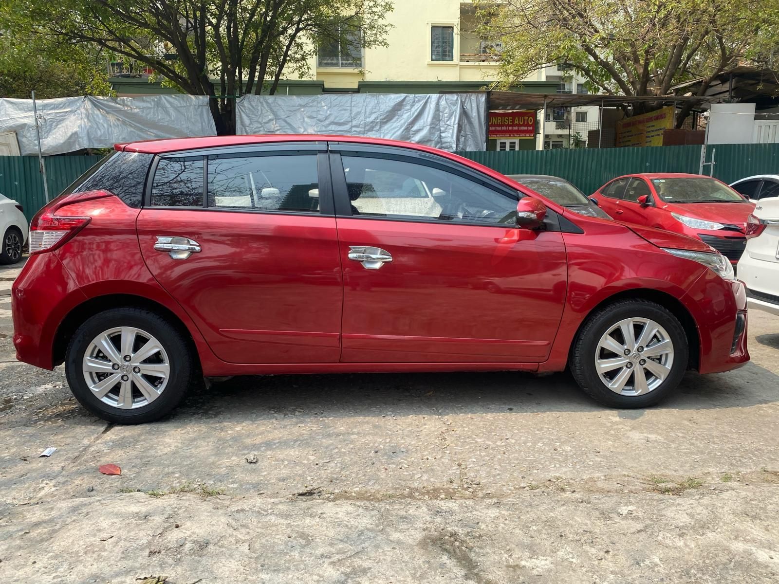 Toyota Yaris 2014 - Nhập khẩu nguyên chiếc, số tự động - Xe 1 chủ gia đình mua từ mới - Xe đi ít, giữ gìn, biển phố