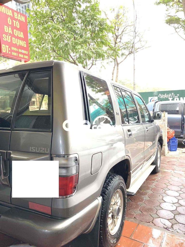 Isuzu Trooper Gd cần nhượng lại xe  số sàn 2 cầu 2001 2001 - Gd cần nhượng lại xe Isuzu số sàn 2 cầu 2001