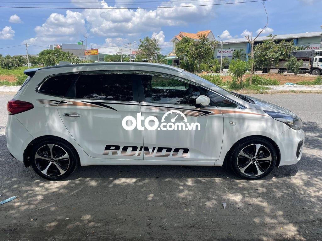 Kia Rondo Cần Bán con  n 2017 Trắng Đẹp 2017 - Cần Bán con KiA RonDon 2017 Trắng Đẹp